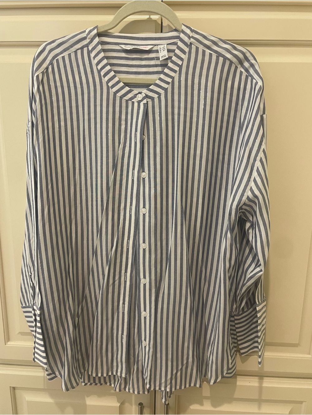 Isaac Mizrahi Blue and White Vertical Stripe Button-Front Shirt